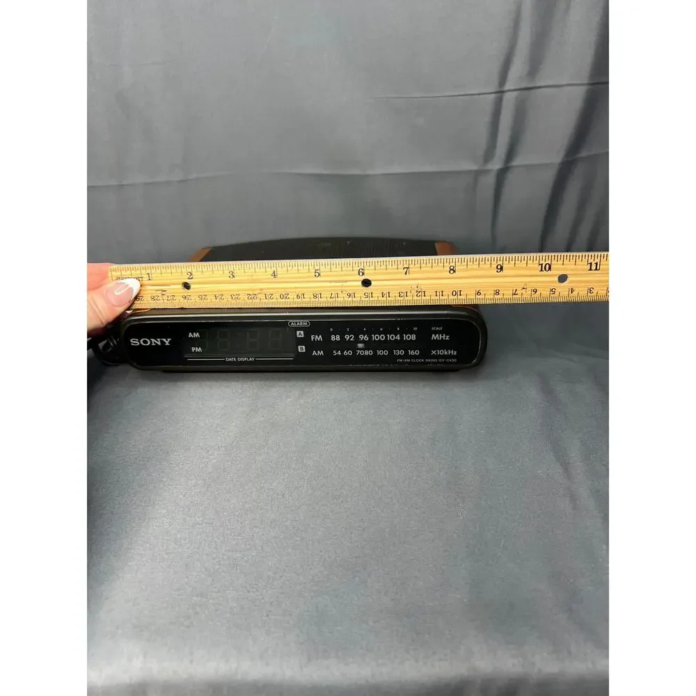 Vintage Sony Dream Machine Clock Radio Alarm Woodgrain